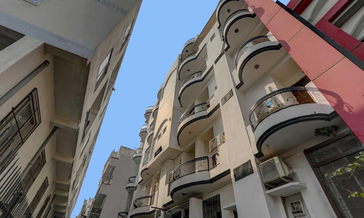 Collection O Premier Near Hazratganj Hotel Lucknow Exterior foto