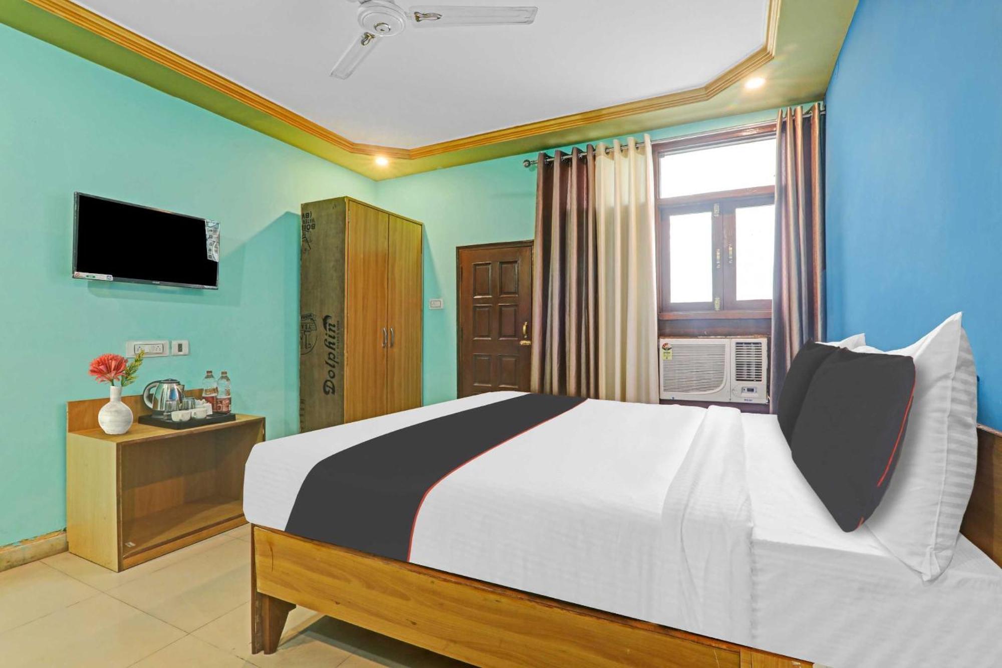 Collection O Premier Near Hazratganj Hotel Lucknow Exterior foto