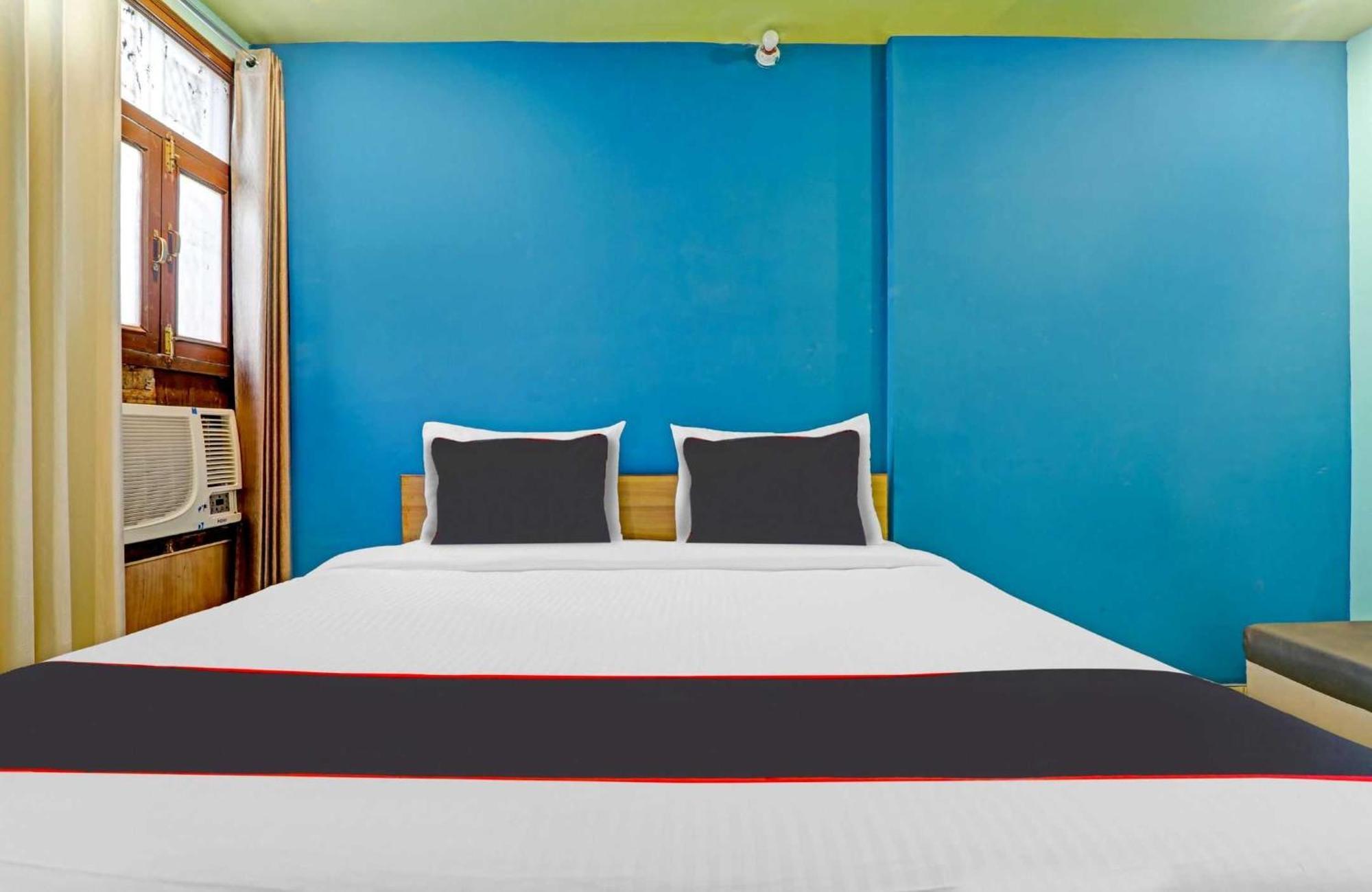 Collection O Premier Near Hazratganj Hotel Lucknow Exterior foto