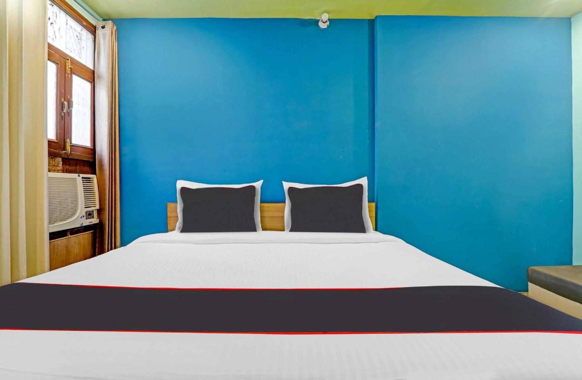 Collection O Premier Near Hazratganj Hotel Lucknow Exterior foto