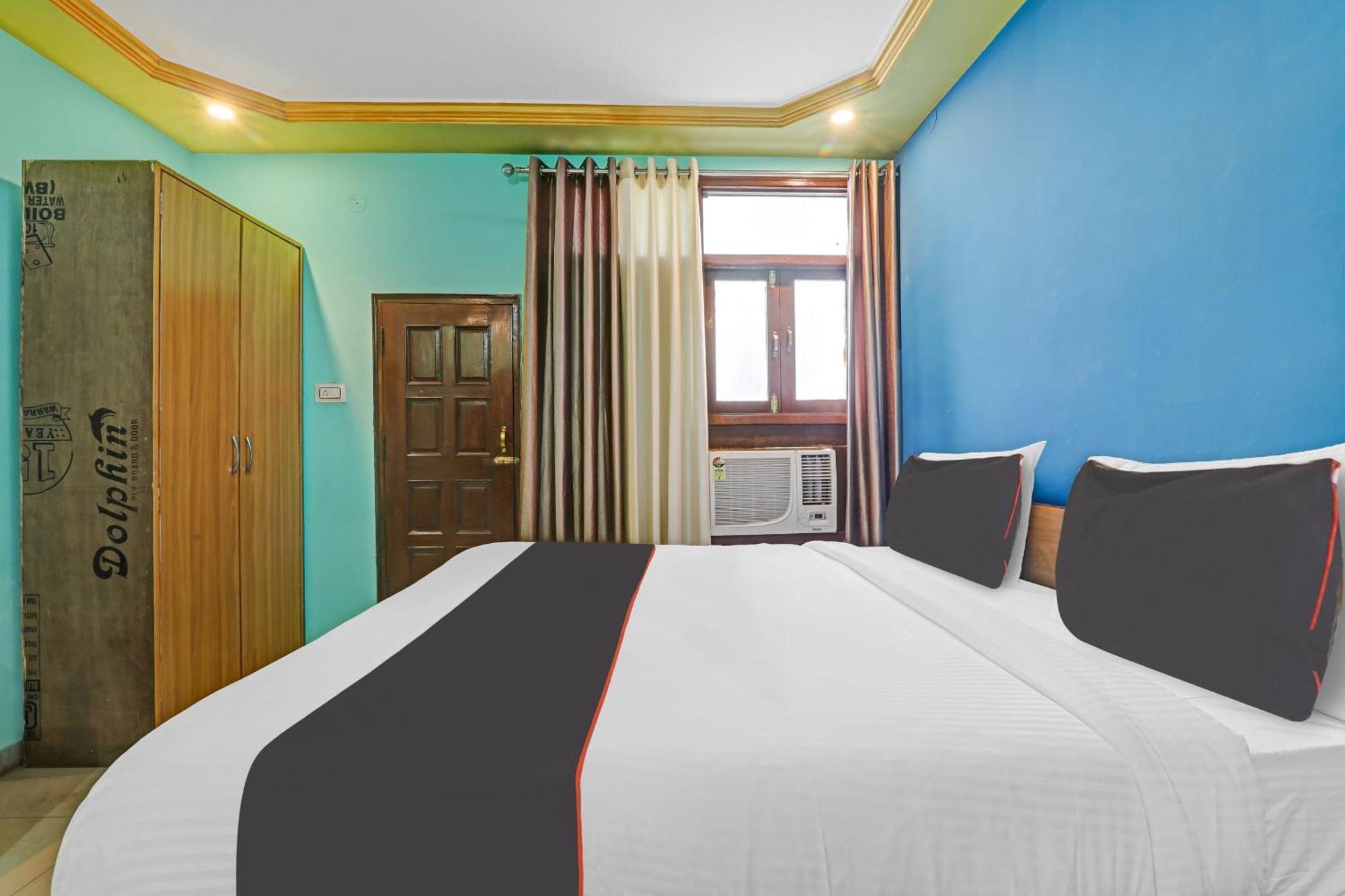 Collection O Premier Near Hazratganj Hotel Lucknow Exterior foto